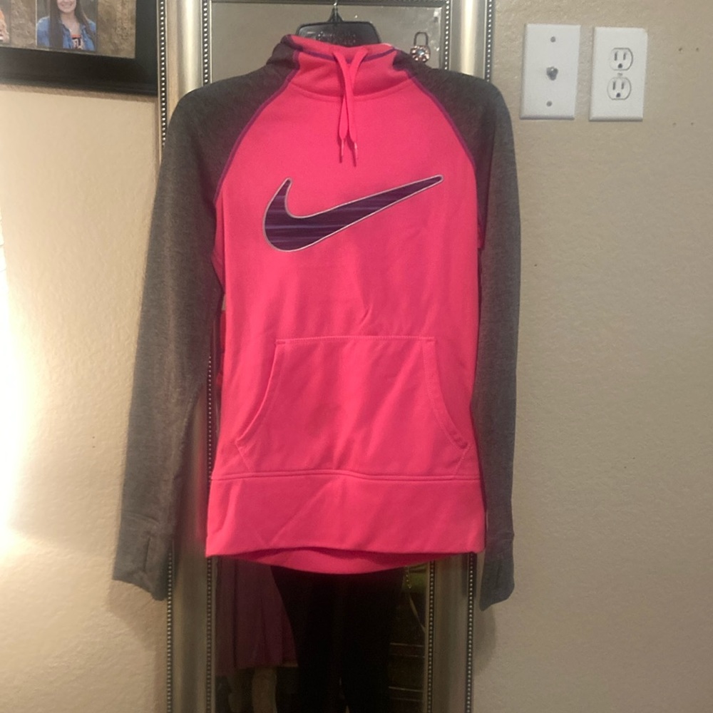 Nike sweatshirt like new